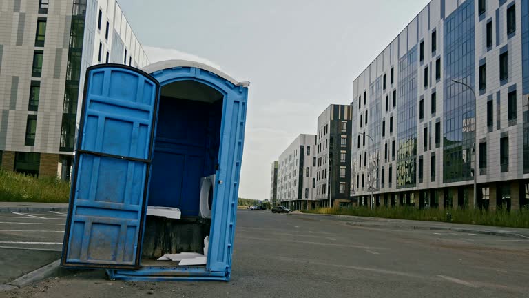 Best VIP or Luxury Restroom Trailers  in Carrollton, OH